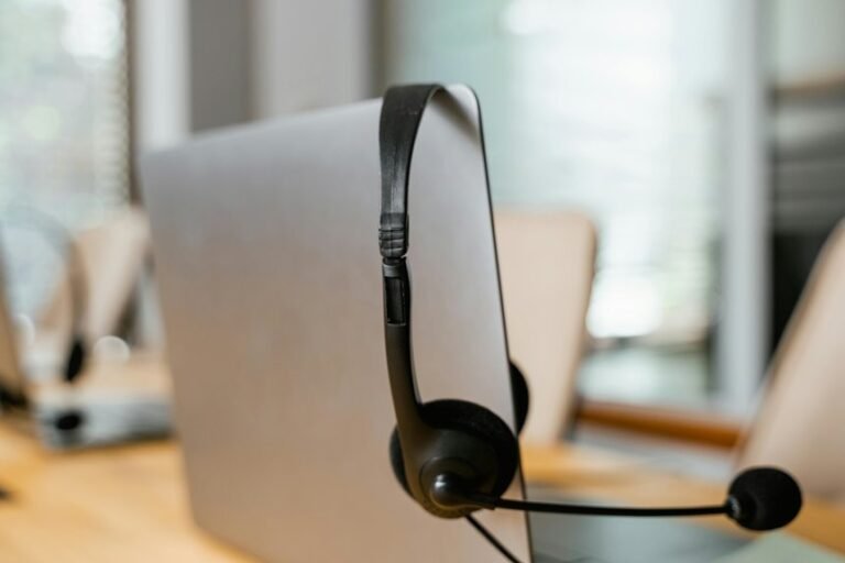 business support hotline number